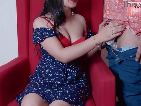 The beautiful Saali Priya lives be